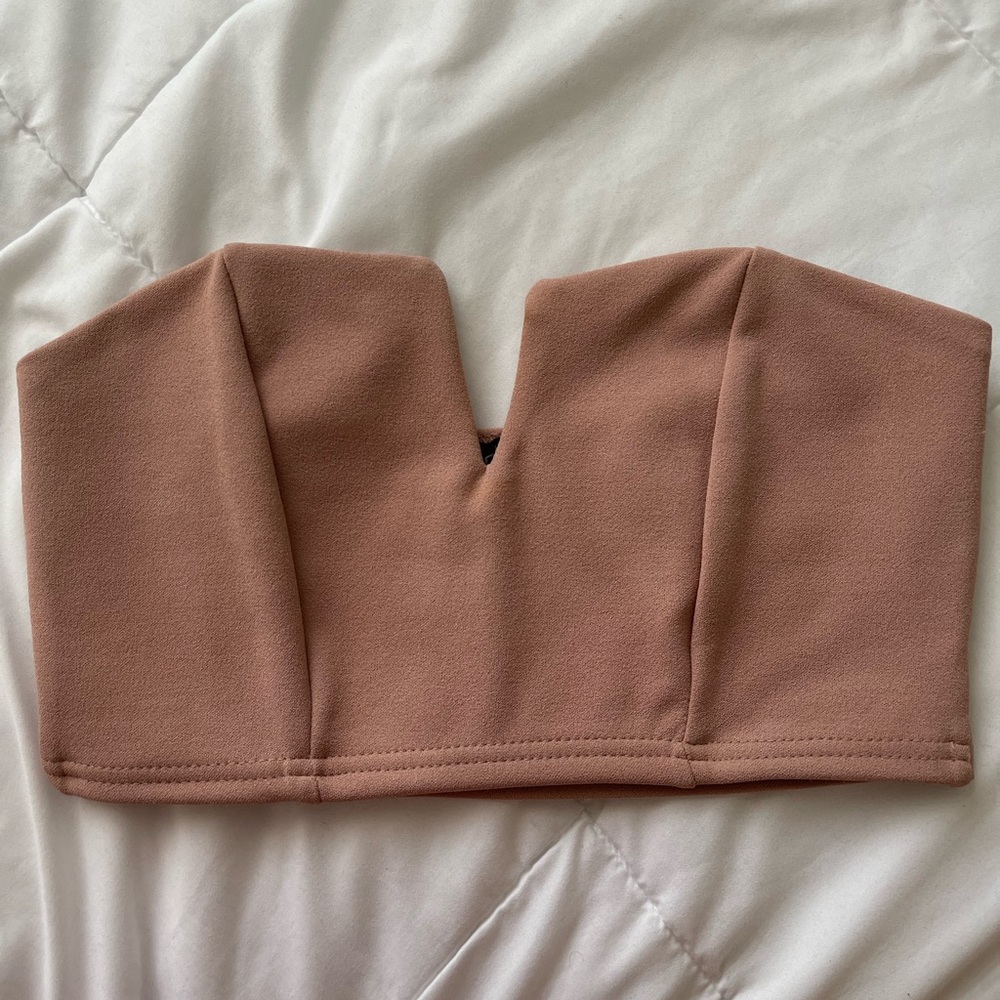 Boohoo v plunge strapless crop top